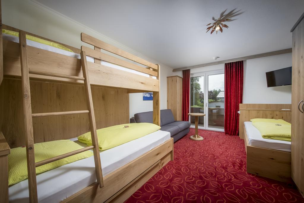 Familienhotel Central Hotel 3*