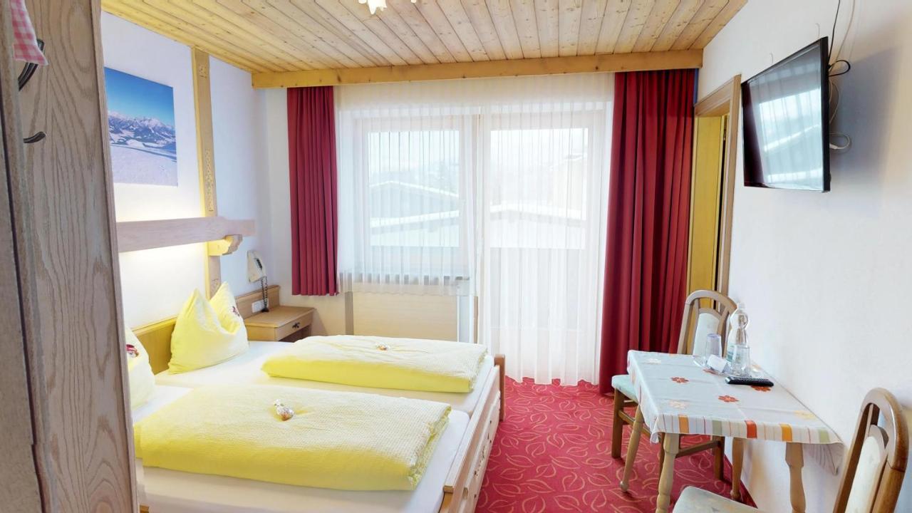 Familienhotel Central 3*